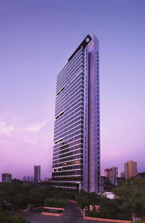 Four Seasons Hotel Mumbai Escorts