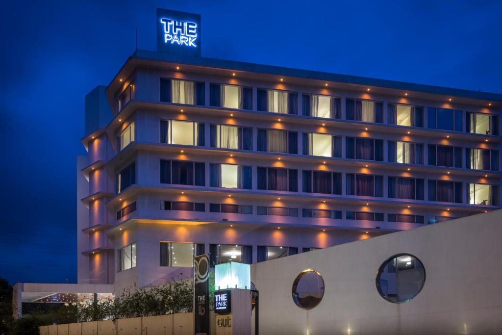 The Park Hotel Navi Mumbai Escorts