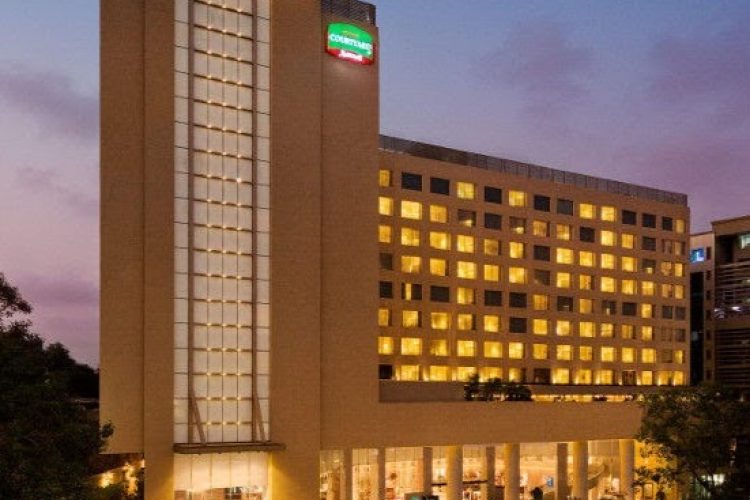 Courtyard by Marriott Mumbai International Airport Escorts