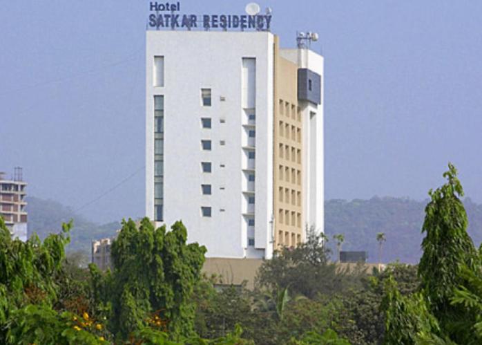 Hotel Satkar Residency Thane Escorts