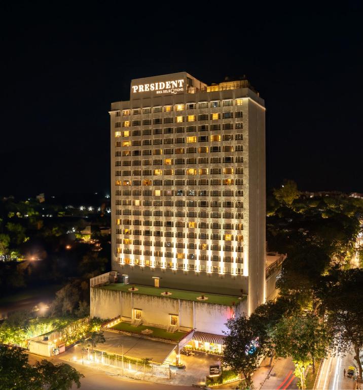 President IHCL Seleqtions Mumbai Hotel Escorts
