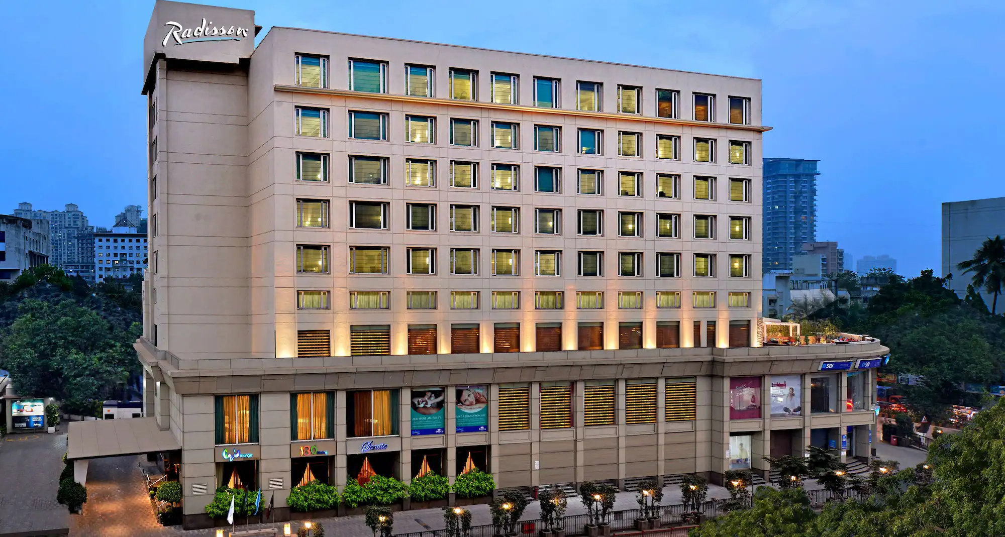 Radisson Hotel Escorts